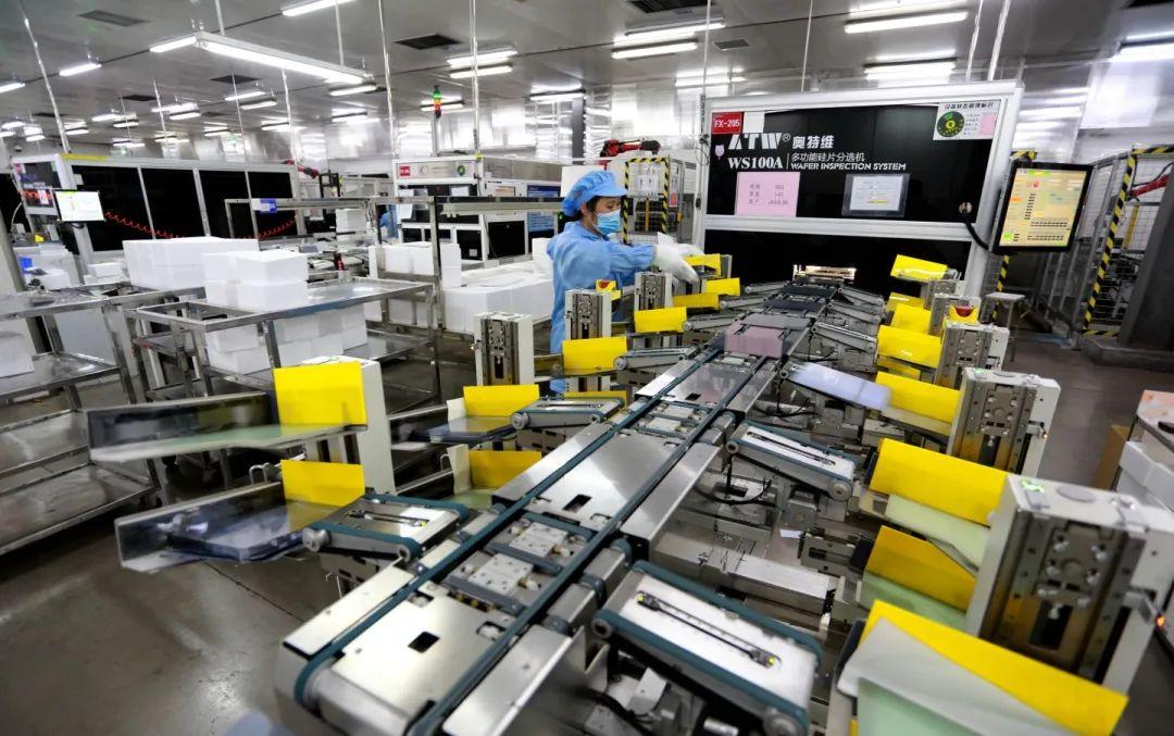 虹洋热电最新招聘信息，小城温暖故事中的职业机遇