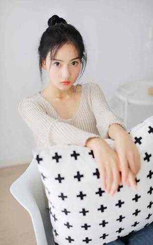 袁娅娅安靳言最新章节,细水长流的爱情物语