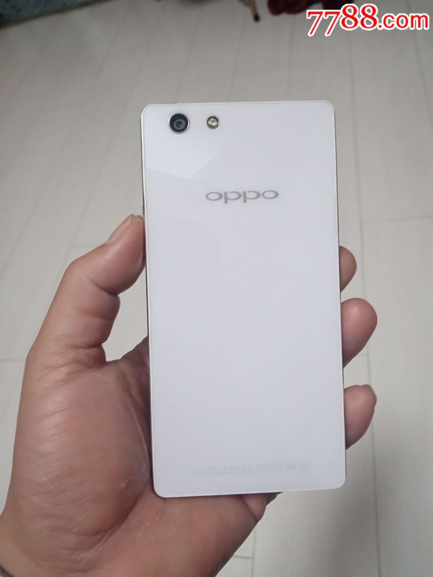 OPPO最新款手机，爱的纽带与日常小确幸的完美结合