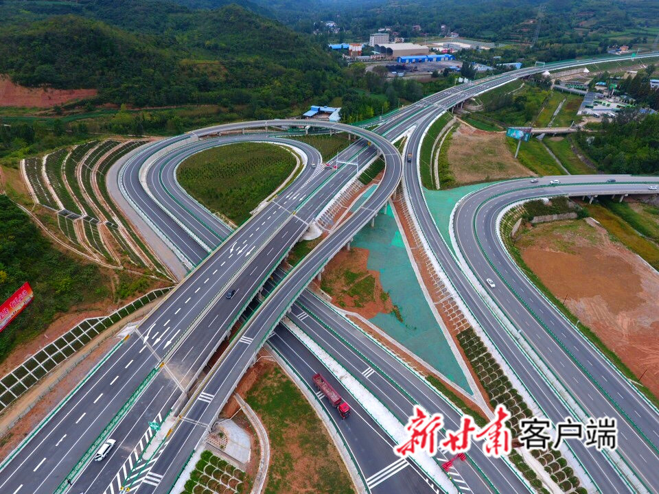 两徽高速公路最新动态，自然美景之旅即将启程
