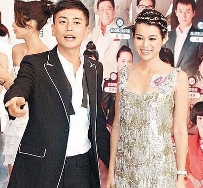 胡杏儿与黄宗泽的最新动态，星光变化中的励志力量