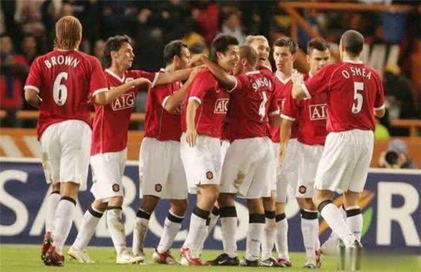 董方卓比赛,小巷足球盛宴与美食奇遇之旅