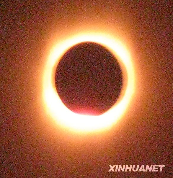 最新日食照片，学习、变化，探索星辰大海的无限可能