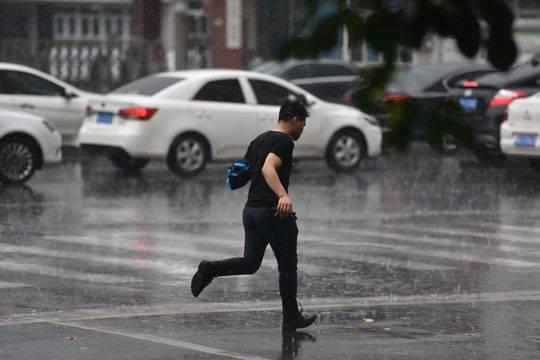 绵阳最新预警下的温馨日常观察