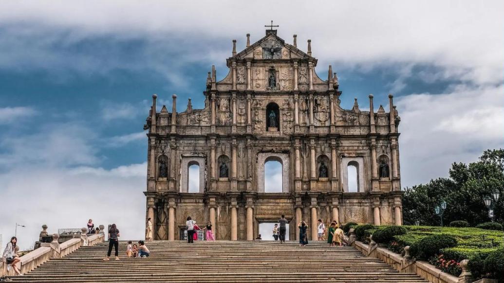 澳门大三巴免费资料,专业数据解释设想_AEJ50.126儿童版