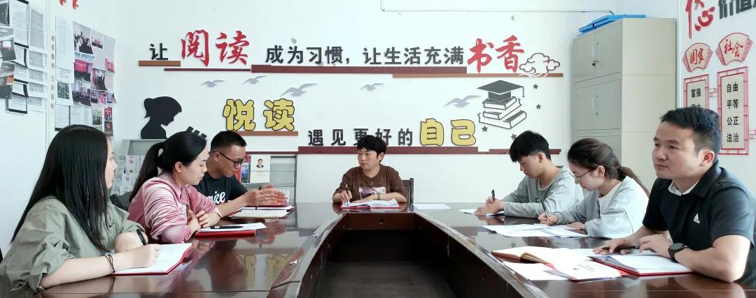 盘州市最新消息，小城的温馨日常概览