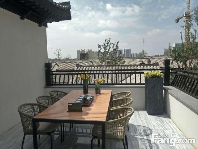 天山国宾壹号最新动态与小巷独特风情揭秘