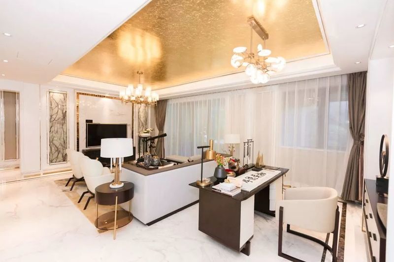 天山国宾壹号最新动态与小巷独特风情揭秘