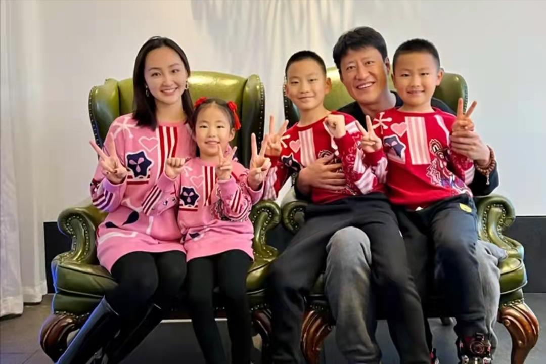 揭秘小巷深处特色小店,小米米最新视频带你探秘探秘之旅