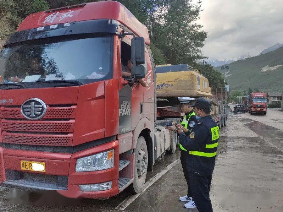 G215国道最新路况,一路前行,成就感的旅程启程