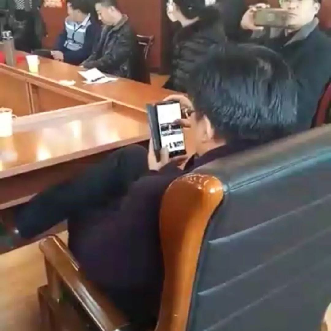 宗贻平被停职最新动态,变化催化成长,自信塑造未来