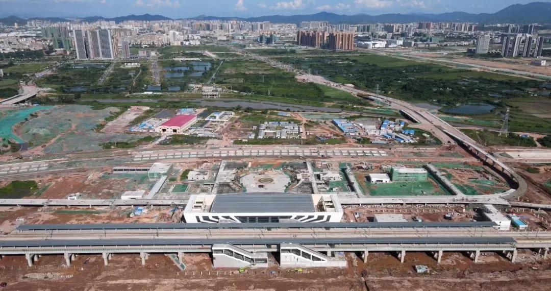 仲恺大道改造最新进展,变化中的道路,展现希望与自信