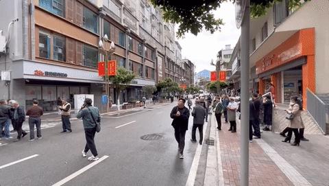 四川地震最新进展及巷弄独特小店探索纪实