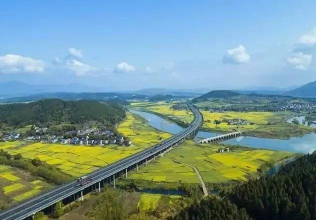 四川绵万高速最新进展动态更新