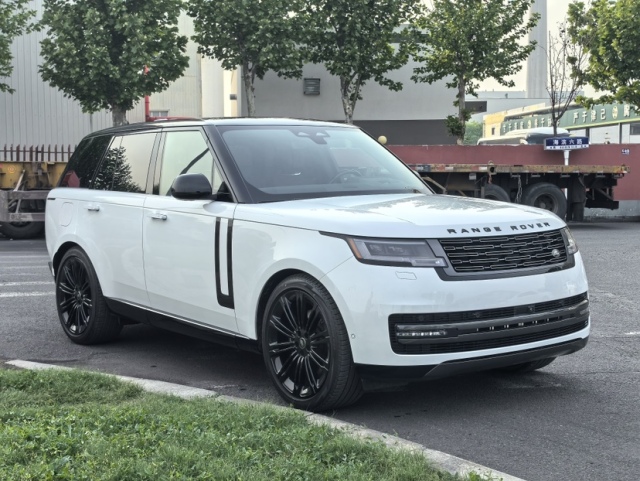 路虎揽胜2024最新款,家庭之旅与真挚友情的完美伴侣