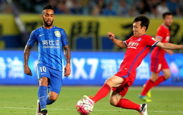 恒大苏宁友谊赛,欢笑与情感纽带交织的比赛瞬间