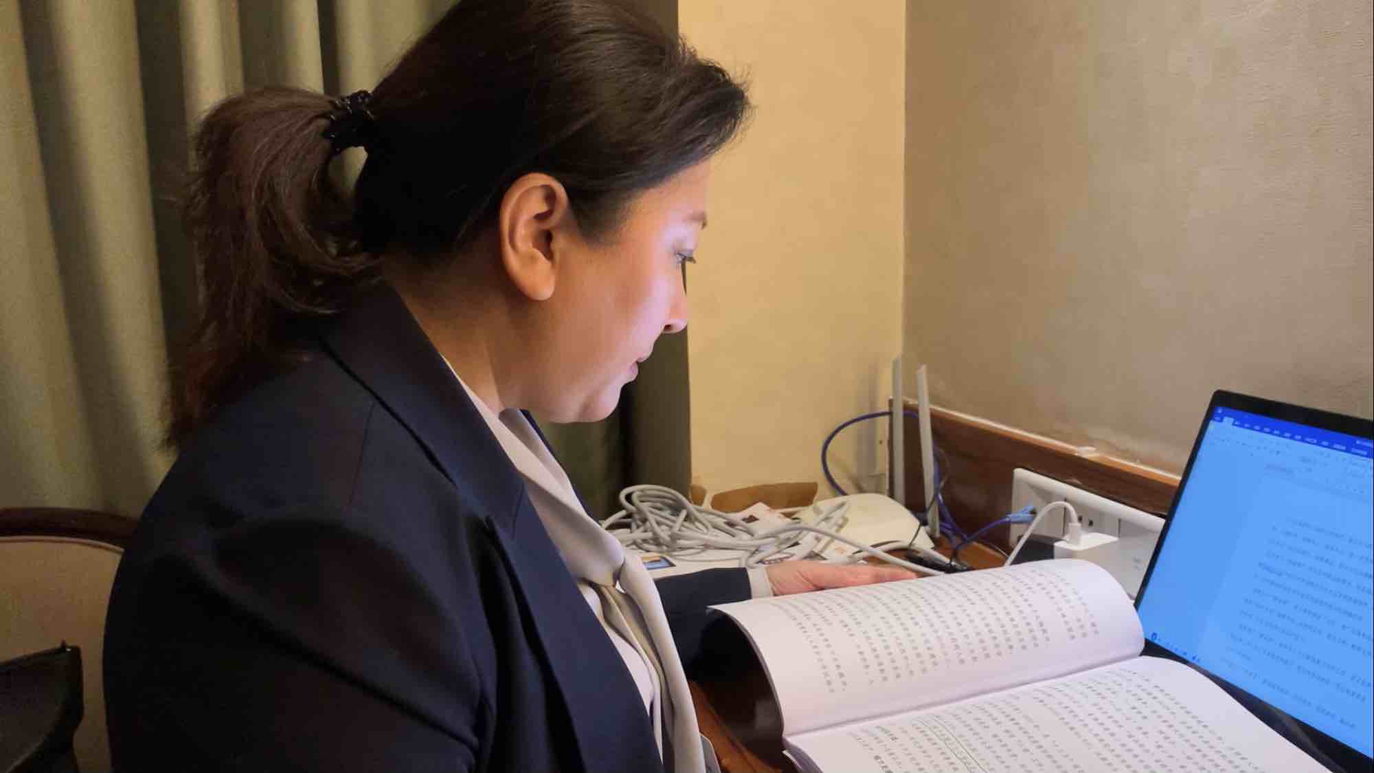 袁君,演艺之路的璀璨之星闪耀之旅