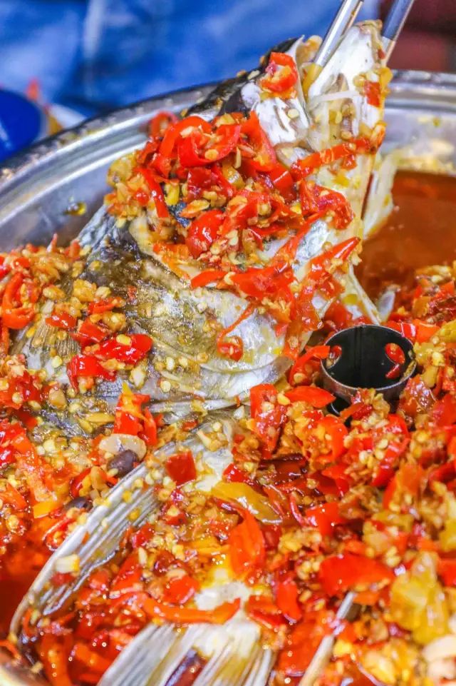 鱼头套最新趋势探讨，观点分析与流行走向